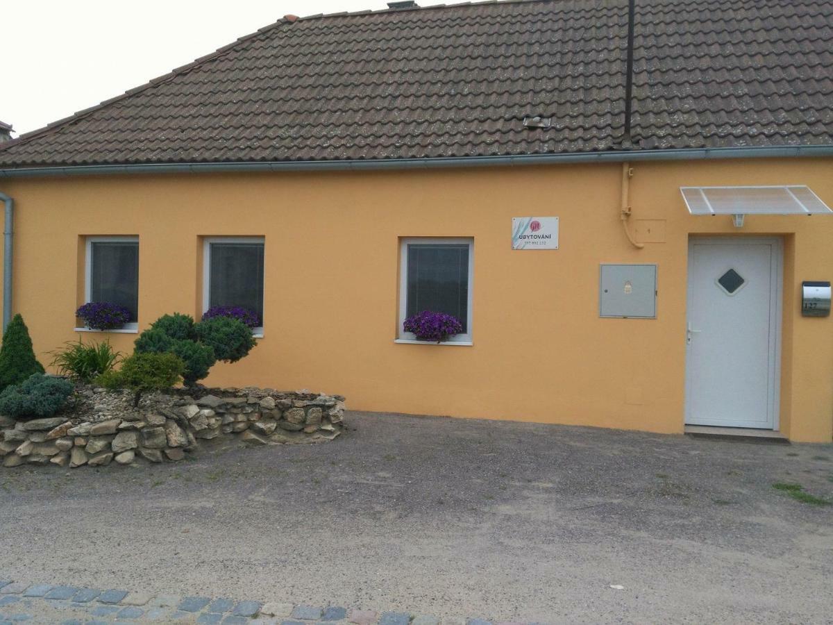 Ubytovani Gm Znojmo Extérieur photo